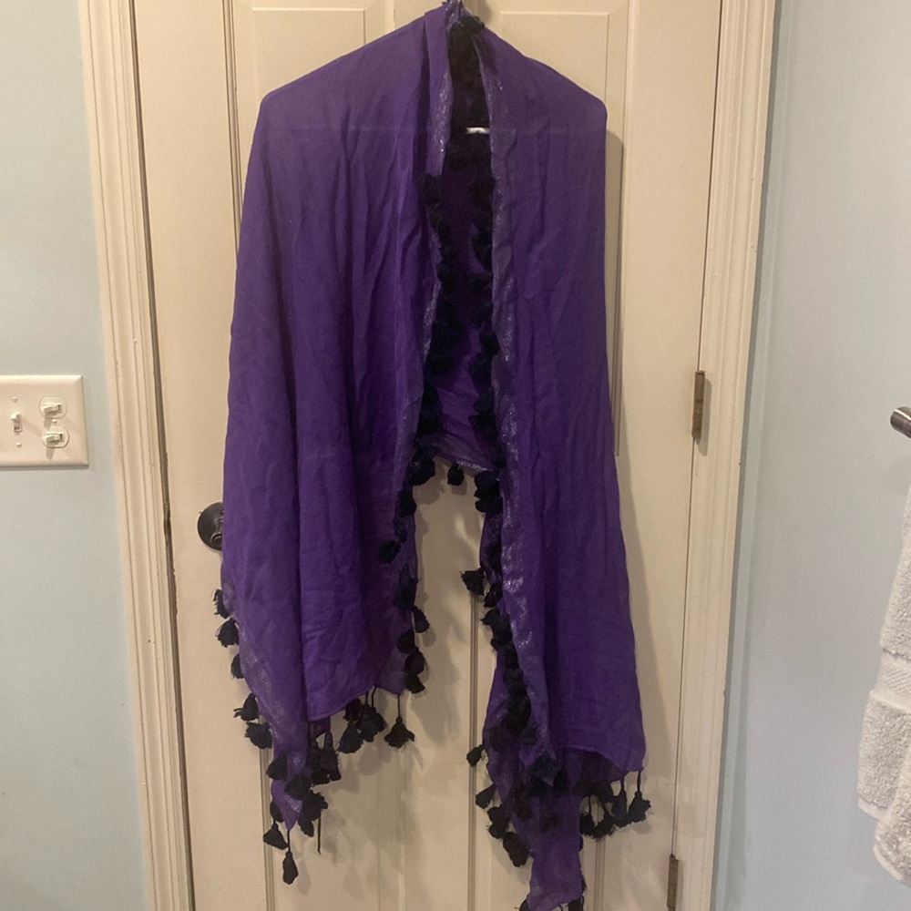 Eileen Fischer tassel shimmer wrap shawl scarf 💜💙